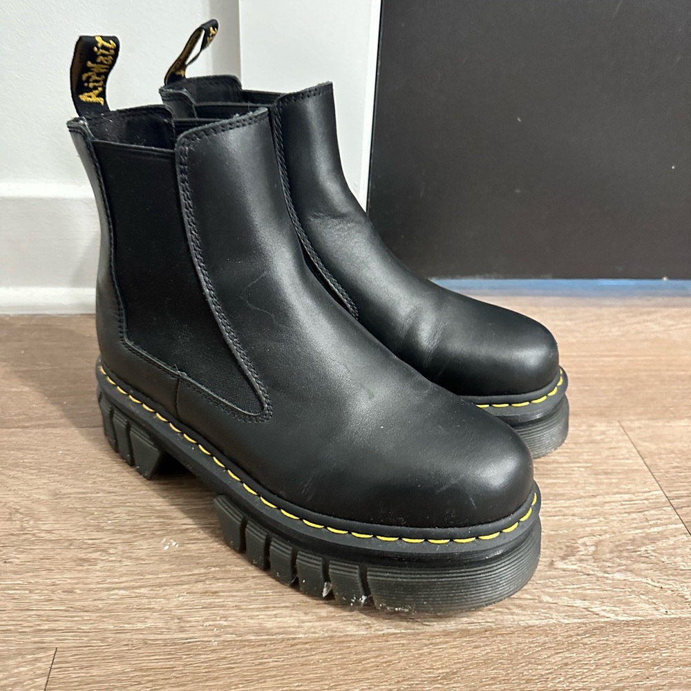 Like new Dr. Martens